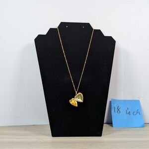 Gold Tone Heart Locket Necklace 18” Chain Vintage Style Pendant